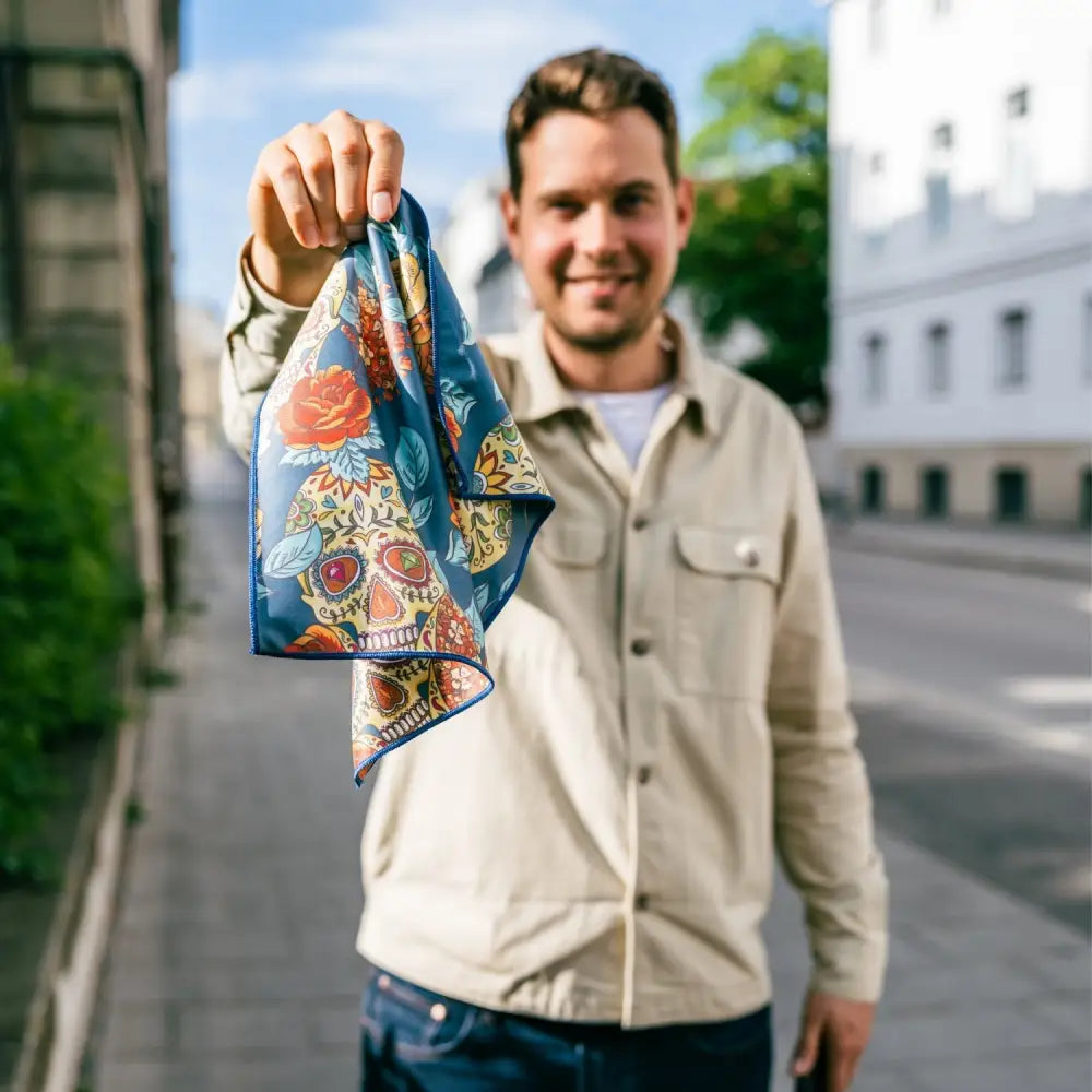 Premium-Mikrofasertuch groß 30x30 cm mit Design für Brille Bildschirm Glas - Kamera & Foto > Kamerazubehör >