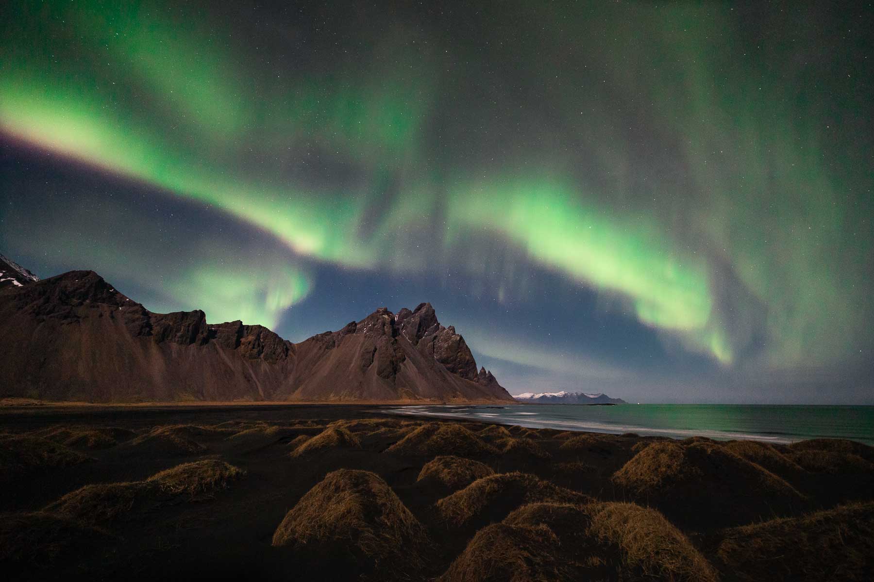 Max Lehrke Nordlichter Polarlichter - Fotograf Maximilian Lehrke: "Am Island-Vulkan waren wir schon nervös"